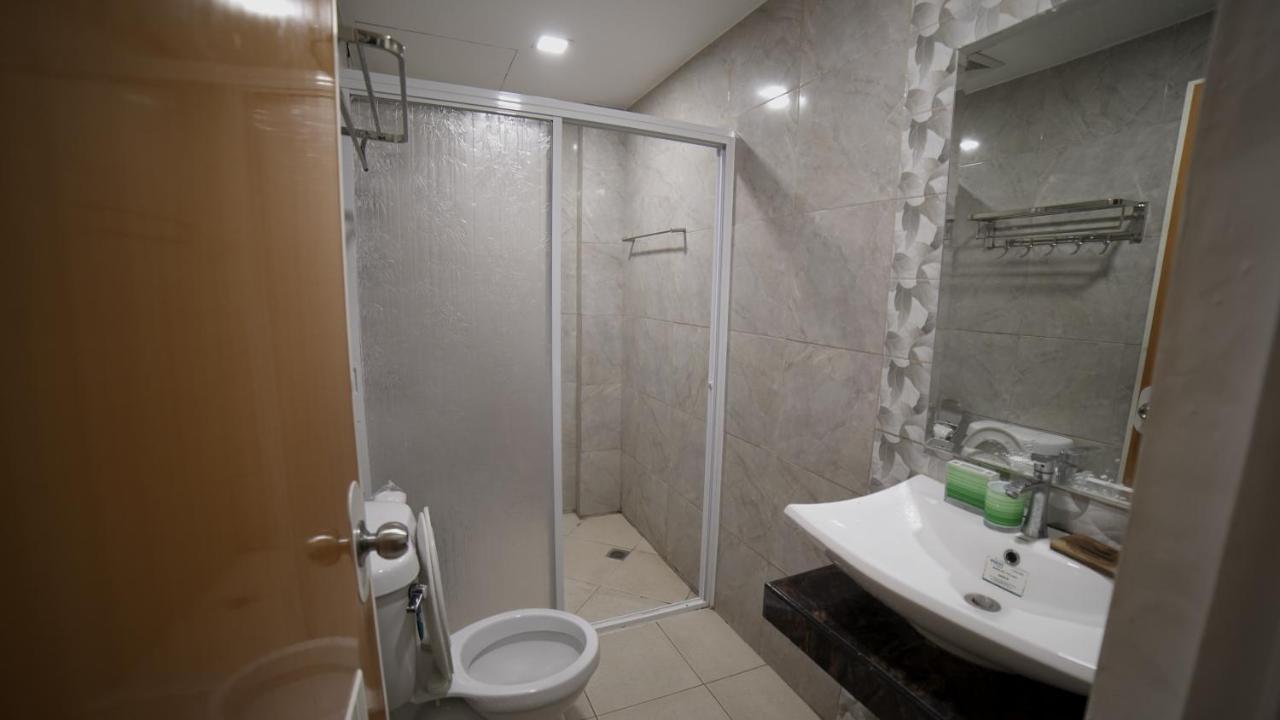 Floating Sanctuary Resort Powered By Cocotel Bulacan Camera foto
